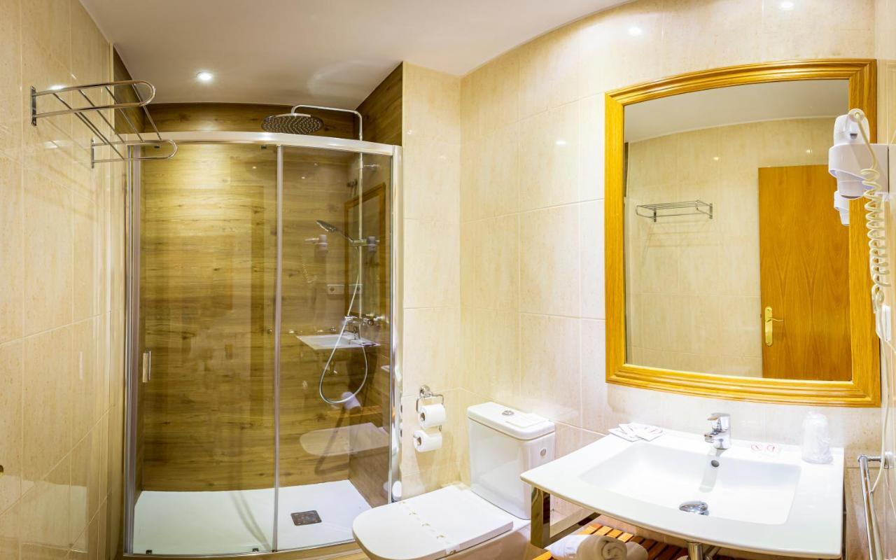 Hotel Les Neus باس دي لا كاسا المظهر الخارجي الصورة